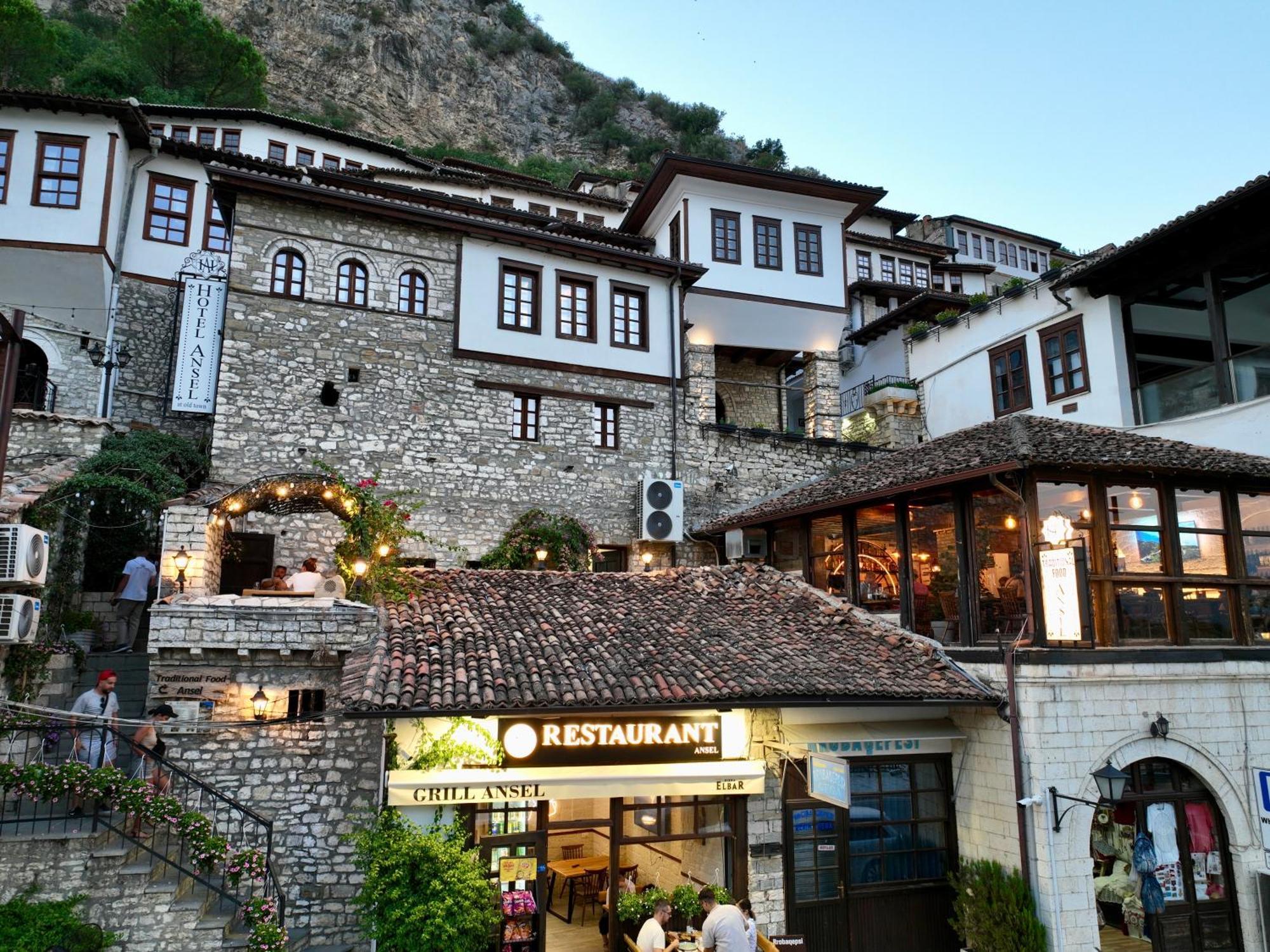 Hotel Ansel Berat Extérieur photo