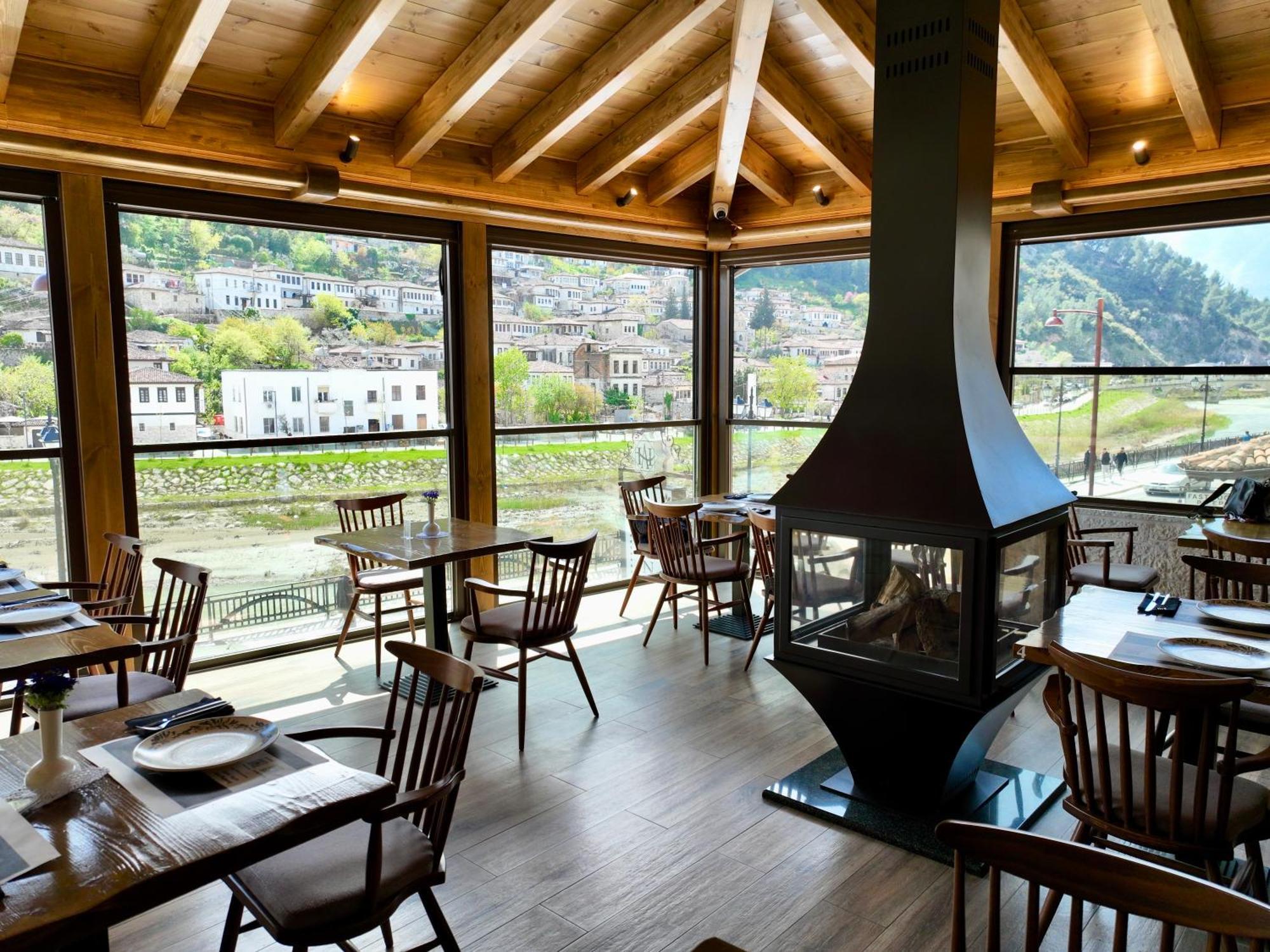 Hotel Ansel Berat Extérieur photo