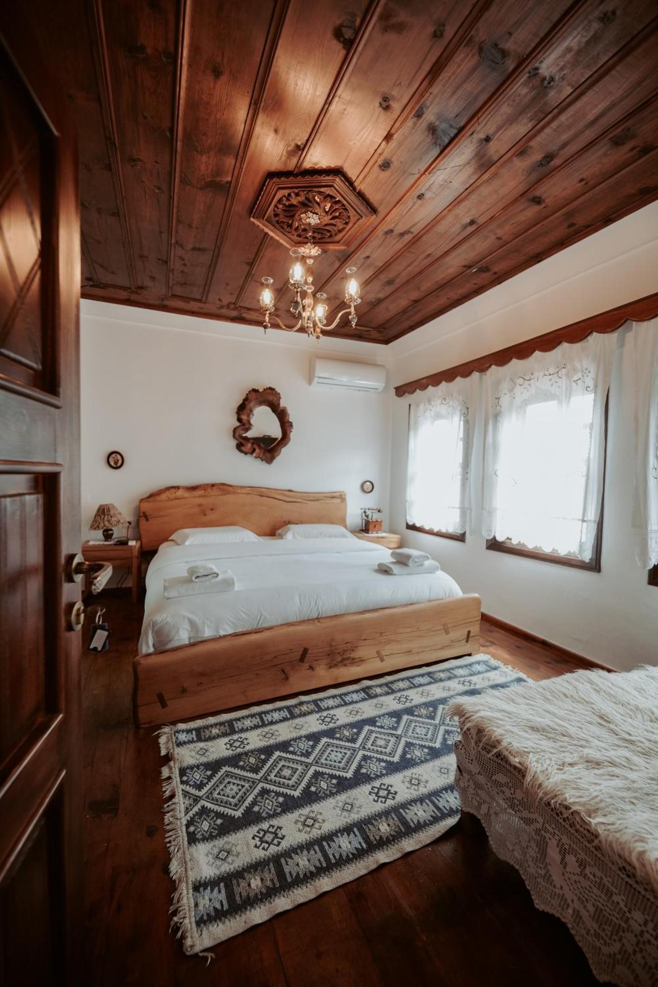 Hotel Ansel Berat Extérieur photo