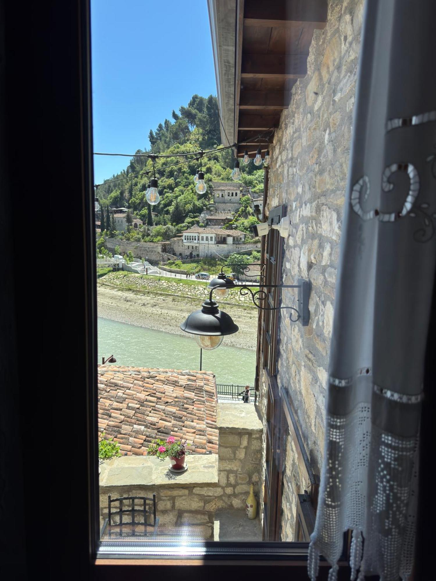 Hotel Ansel Berat Extérieur photo